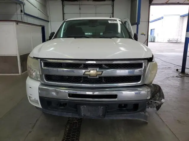 2011 CHEVROLET SILVERADO K1500 LT  