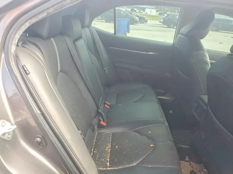 2021 TOYOTA CAMRY XSE  