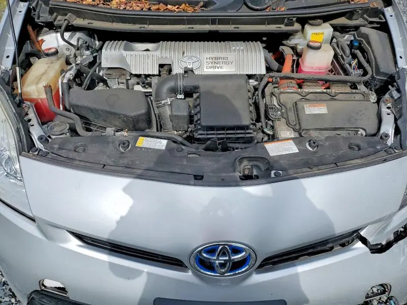 2014 TOYOTA PRIUS TWO  