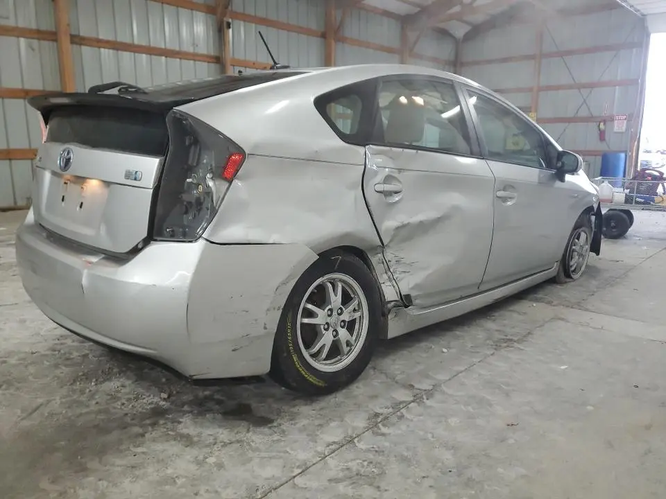 2010 TOYOTA PRIUS II  