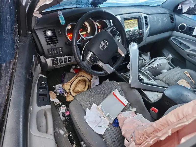 2015 TOYOTA TACOMA V6  