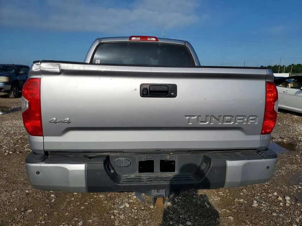2015 TOYOTA TUNDRA PLATINUM  