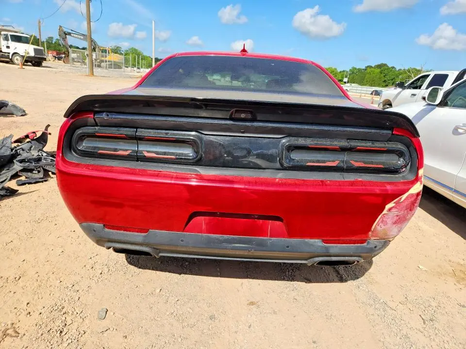 2015 DODGE CHALLENGER SRT 392  
