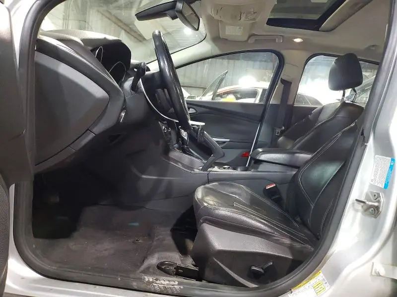 2012 FORD FOCUS TITANIUM  