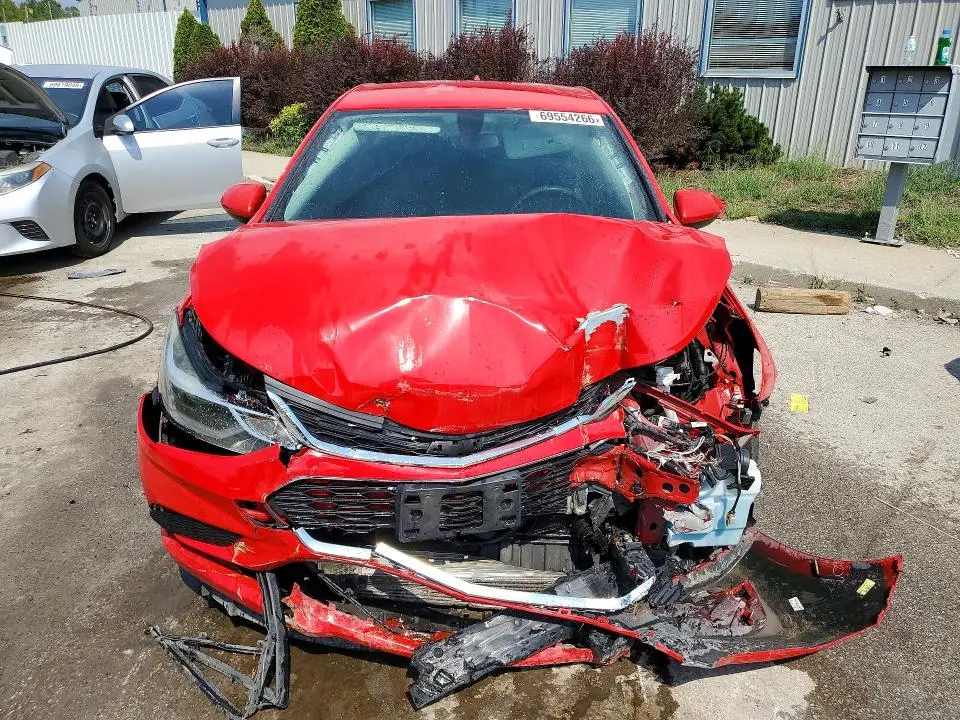 2017 CHEVROLET CRUZE LT  