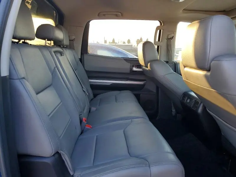 2014 TOYOTA TUNDRA CREWMAX LIMITED  
