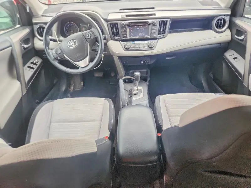 2016 TOYOTA RAV4 XLE  
