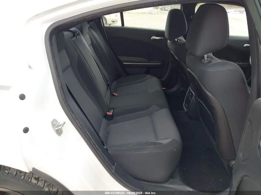 2015 DODGE CHARGER SXT