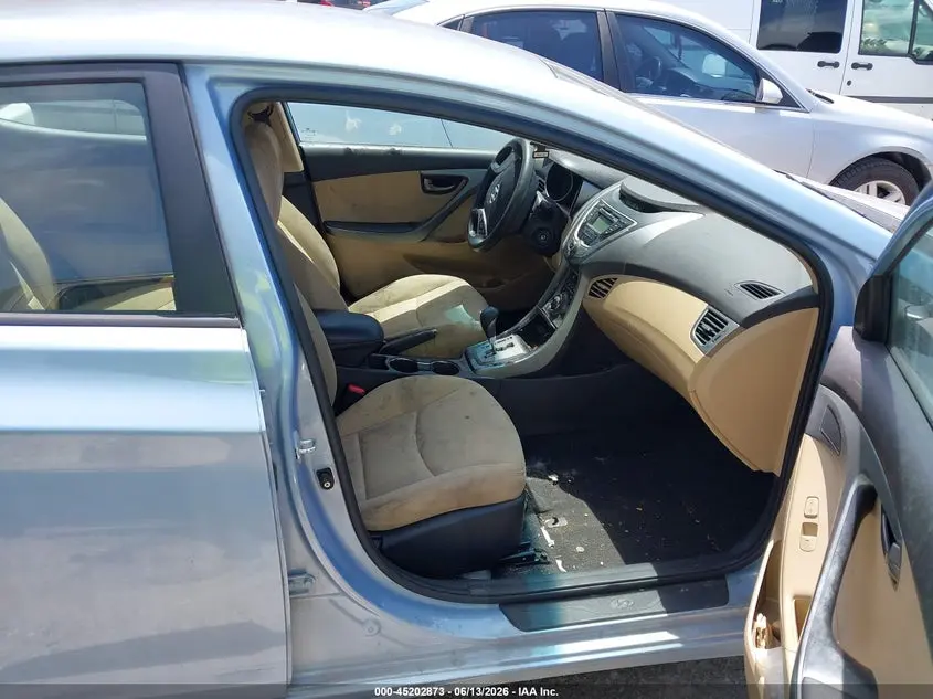 2013 HYUNDAI ELANTRA GLS
