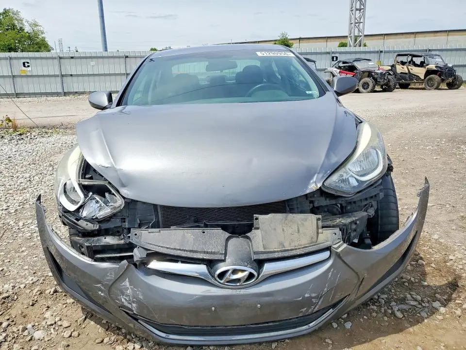 2014 HYUNDAI ELANTRA SE  