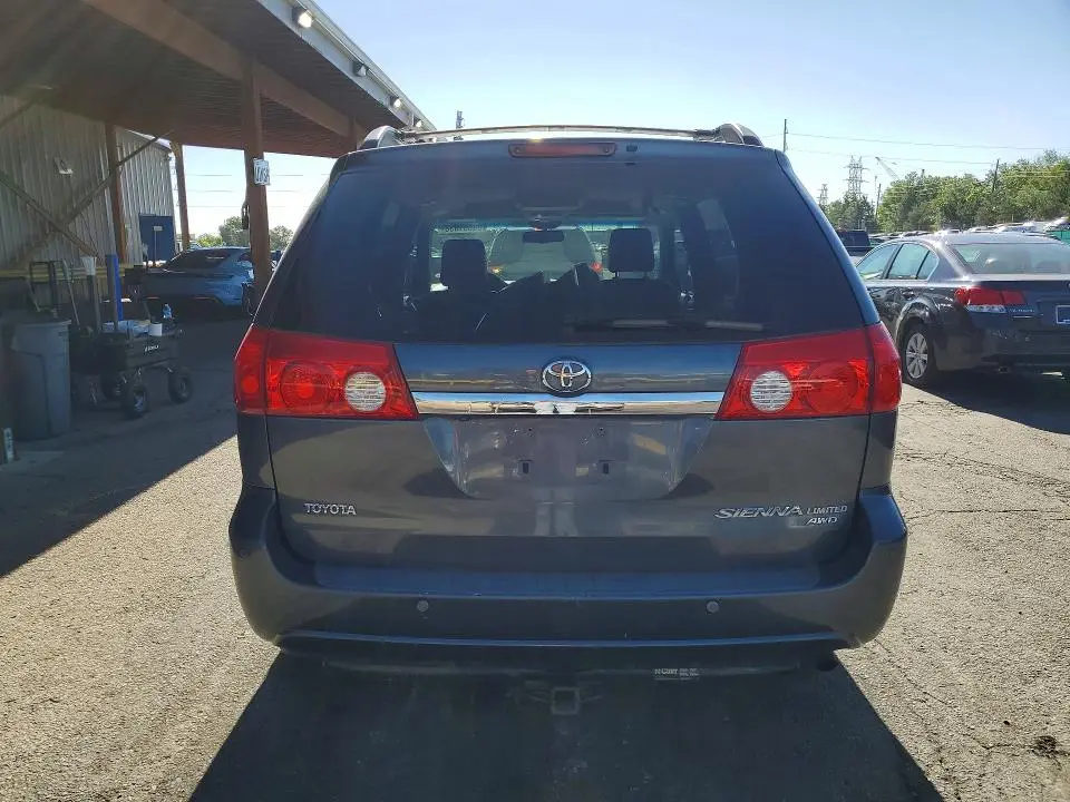 2010 TOYOTA SIENNA XLE LIMITED  