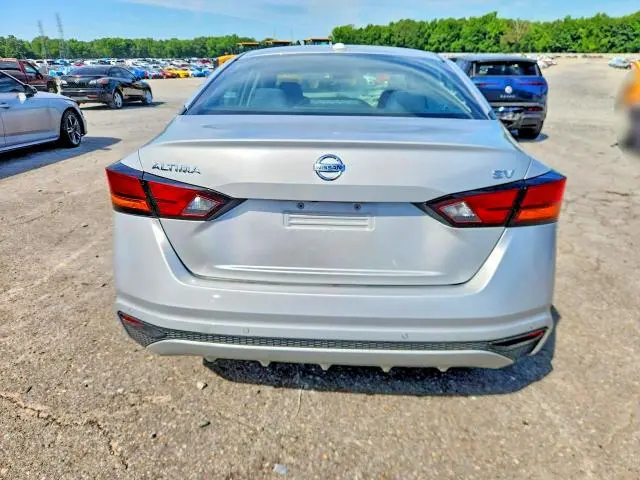 2021 NISSAN ALTIMA SV  