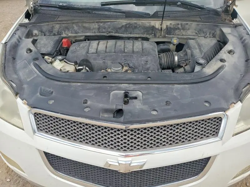2011 CHEVROLET TRAVERSE LT  