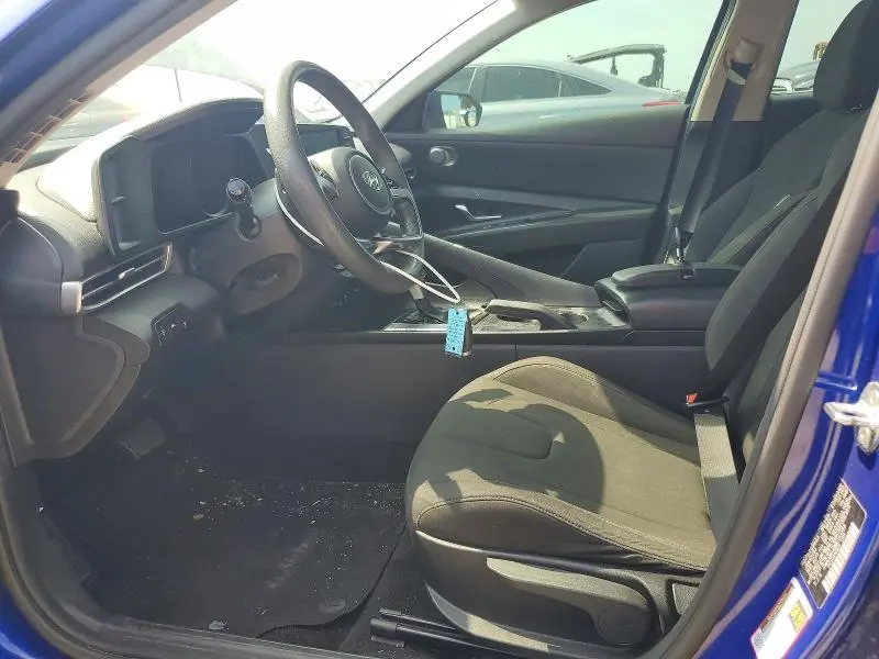 2021 HYUNDAI ELANTRA SEL  