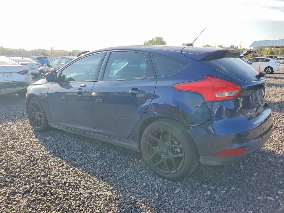 2016 FORD FOCUS SE  