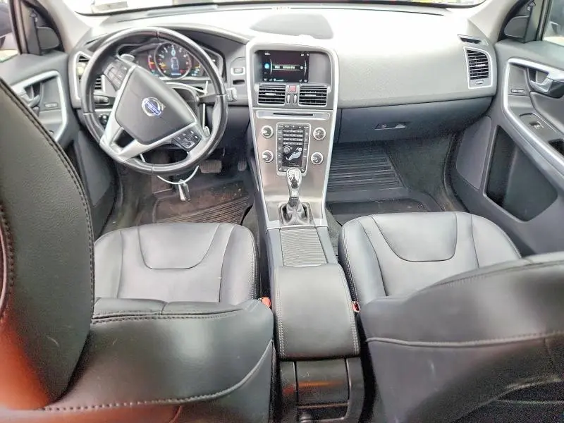 2015 VOLVO XC60 T6 PLATINUM  
