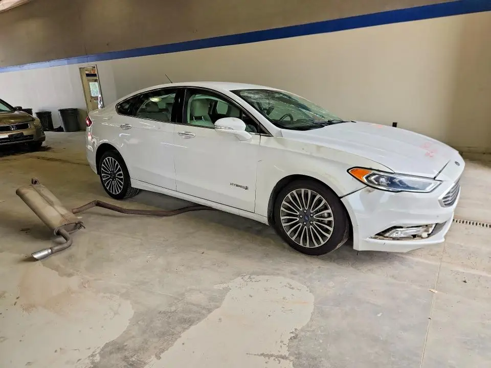 2017 FORD FUSION TITANIUM HEV  