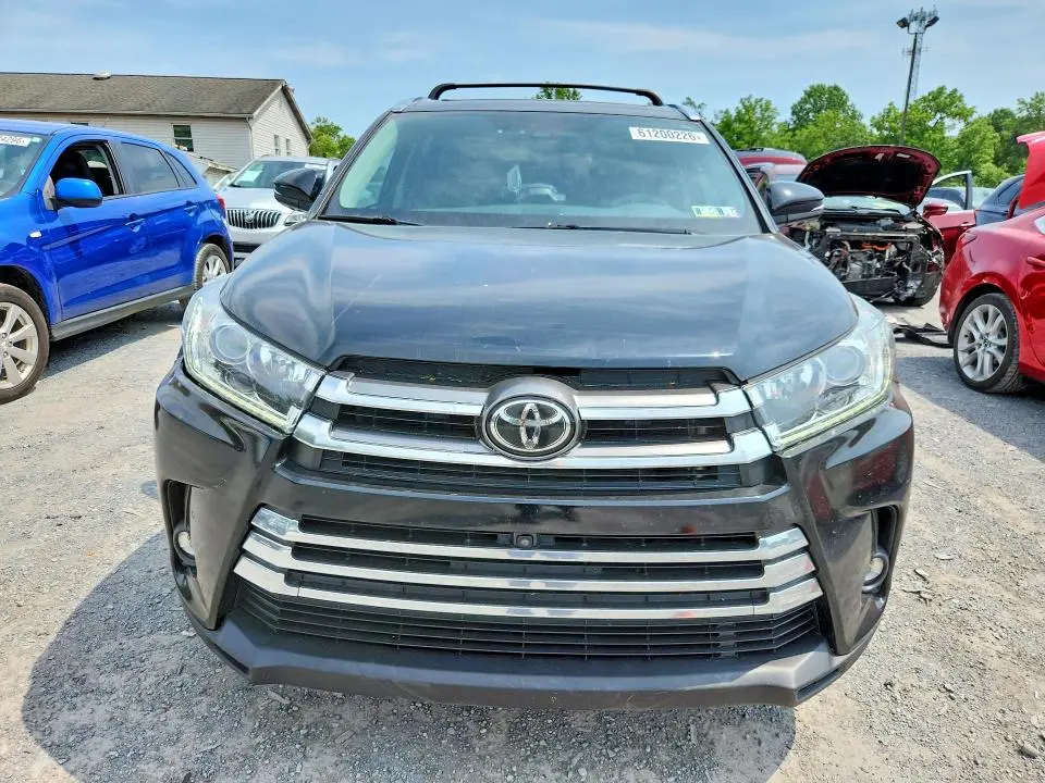 2019 TOYOTA HIGHLANDER LIMITED PLATINUM  