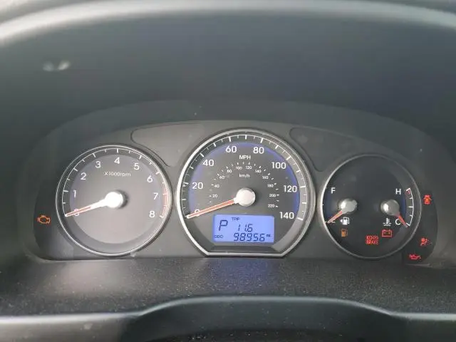 2012 HYUNDAI SANTA FE SE  
