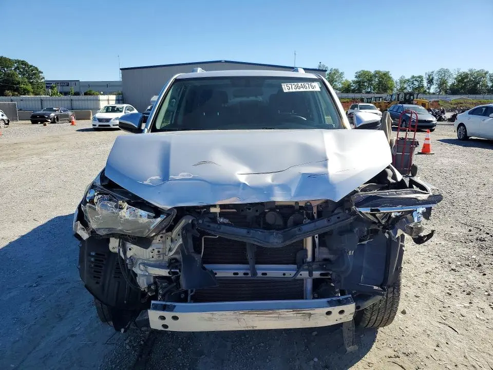 2017 TOYOTA 4RUNNER SR5  