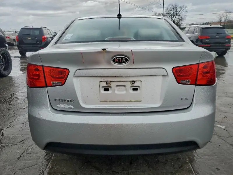2010 KIA FORTE EX  
