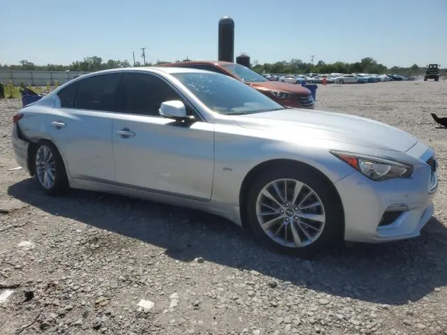 2018 INFINITI Q50 LUXE