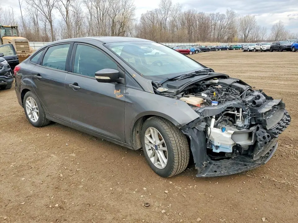 2017 FORD FOCUS SE  