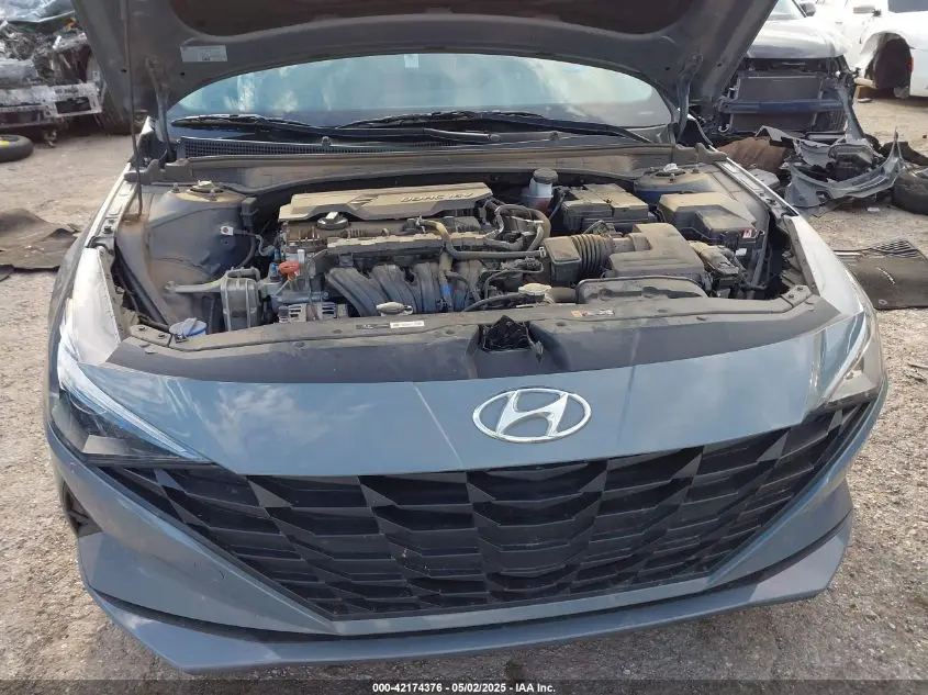 2022 HYUNDAI ELANTRA SEL