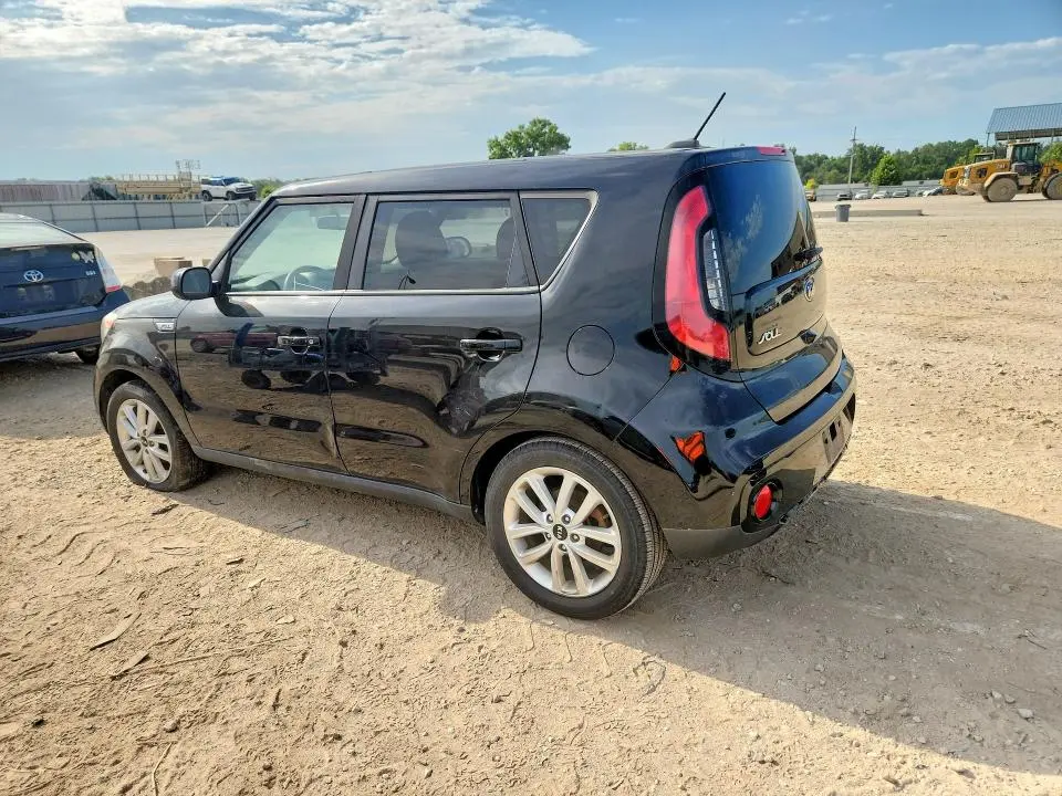 2018 KIA SOUL +  