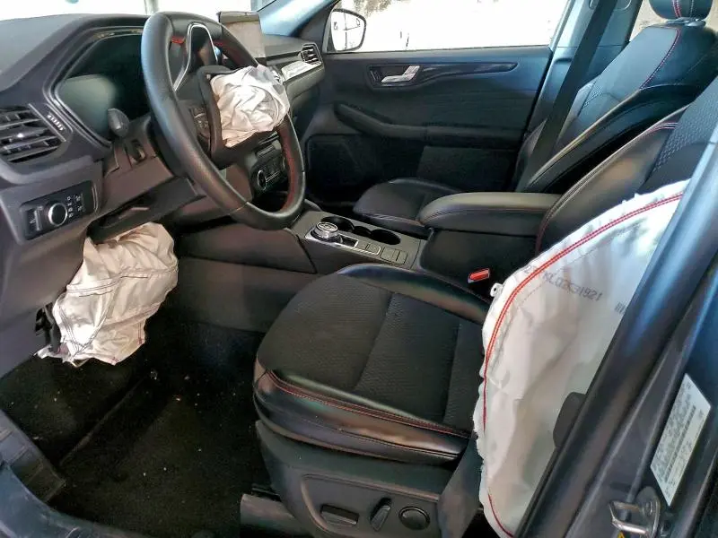 2024 FORD ESCAPE ST LINE  