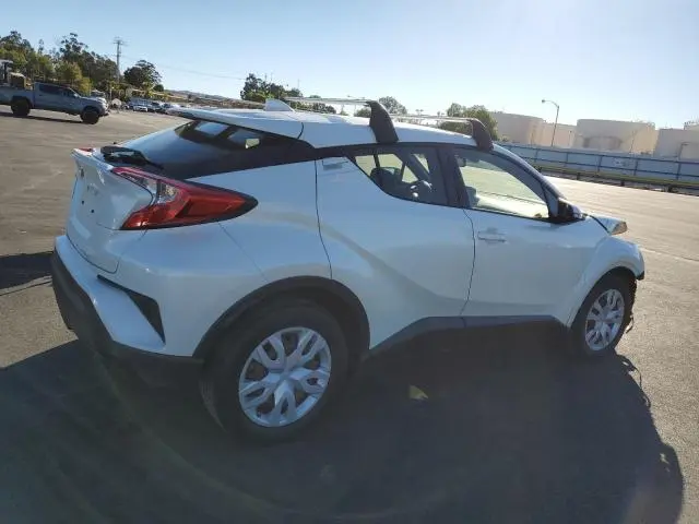 2019 TOYOTA C-HR XLE  