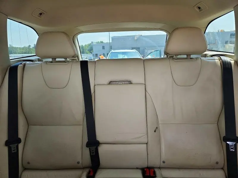 2013 VOLVO XC60 3.2  