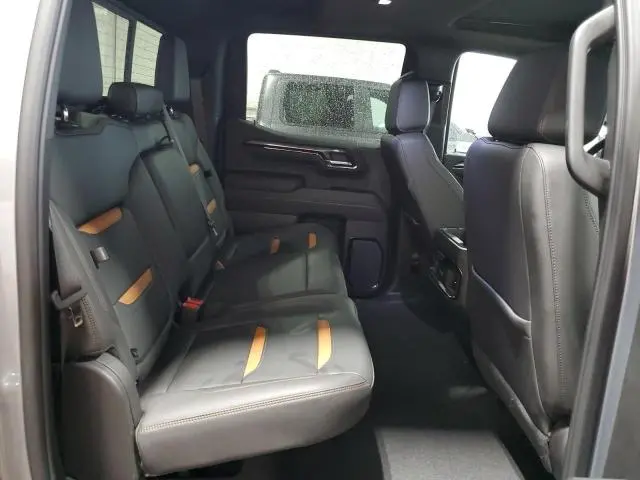 2023 GMC SIERRA K1500 AT4  