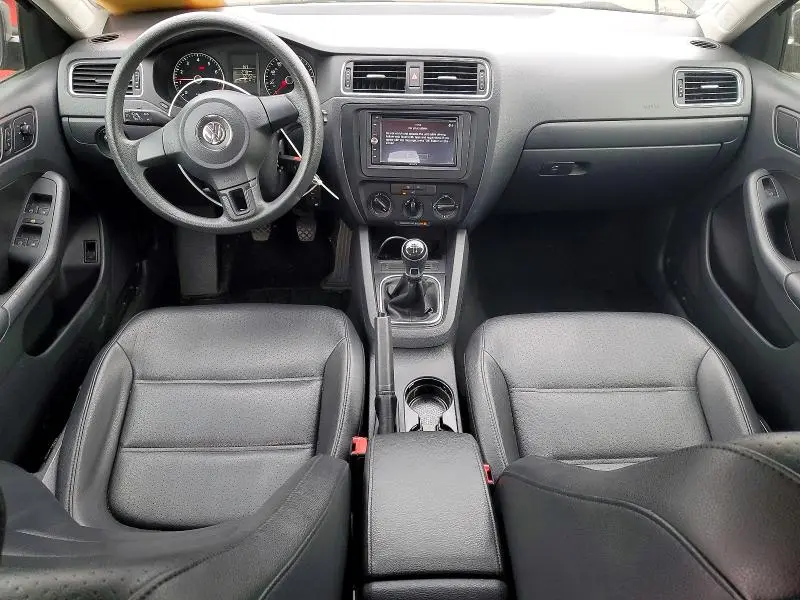 2014 VOLKSWAGEN JETTA SE  