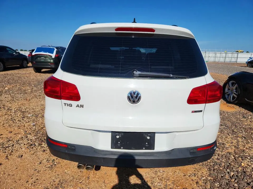 2017 VOLKSWAGEN TIGUAN S  
