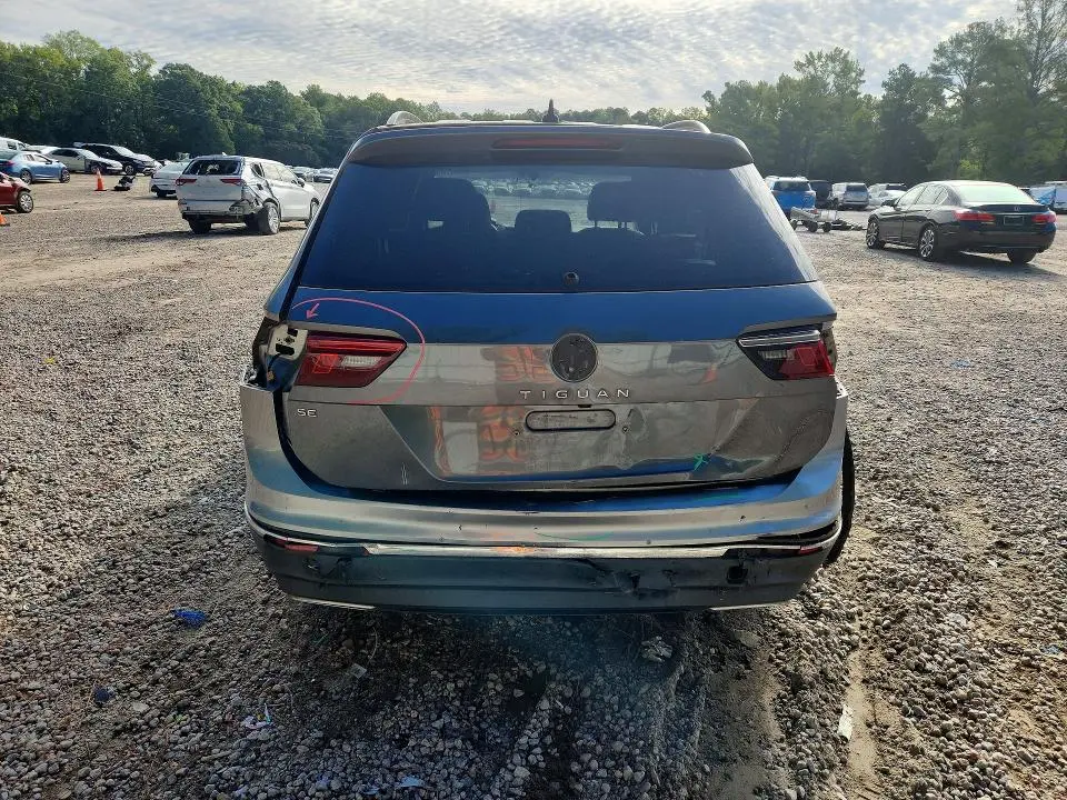2020 VOLKSWAGEN TIGUAN SE  