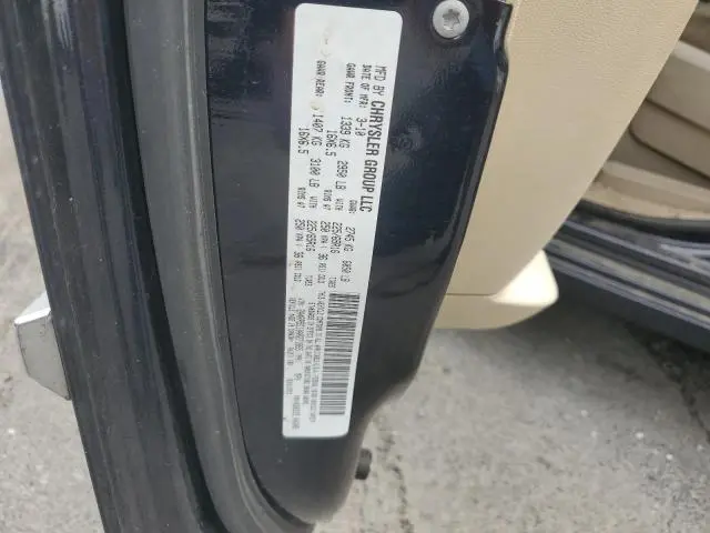 2010 CHRYSLER TOWN & COUNTRY TOURING  
