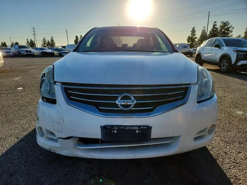 2010 NISSAN ALTIMA BASE  