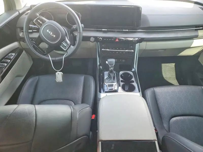 2024 KIA CARNIVAL EX  