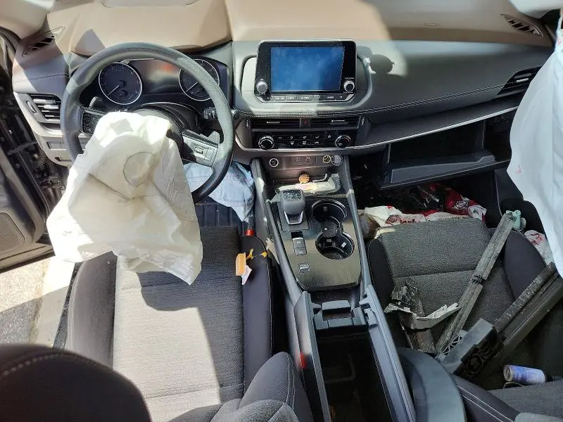 2021 NISSAN ROGUE S  