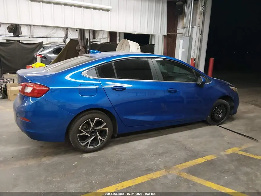 2018 CHEVROLET CRUZE LT AUTO