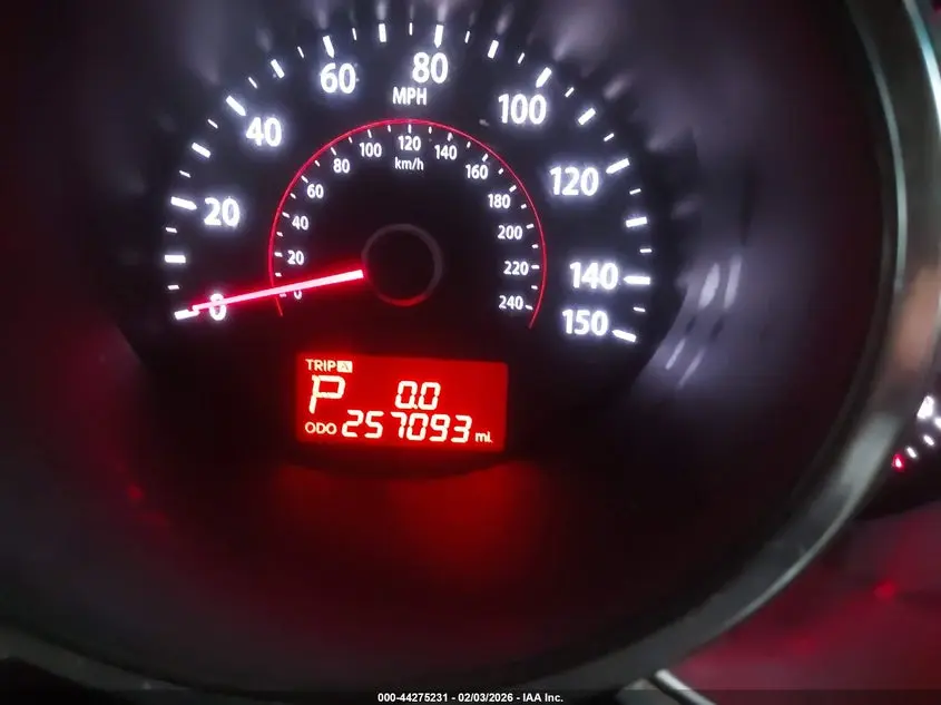 2012 KIA SORENTO LX