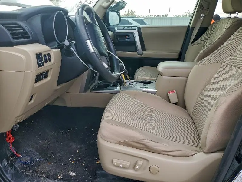 2011 TOYOTA 4RUNNER SR5  