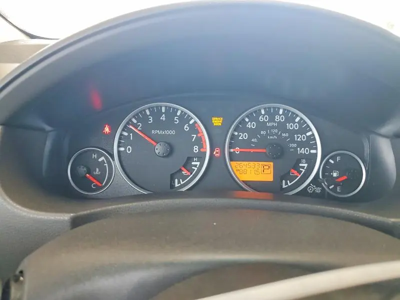 2011 NISSAN PATHFINDER S  