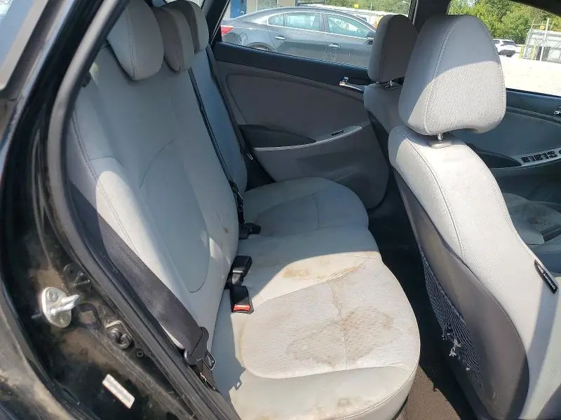 2014 HYUNDAI ACCENT SE  