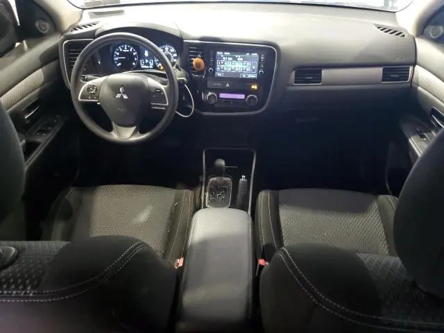 2018 MITSUBISHI OUTLANDER SE  