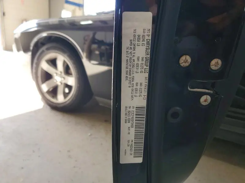 2013 DODGE CHALLENGER SXT  