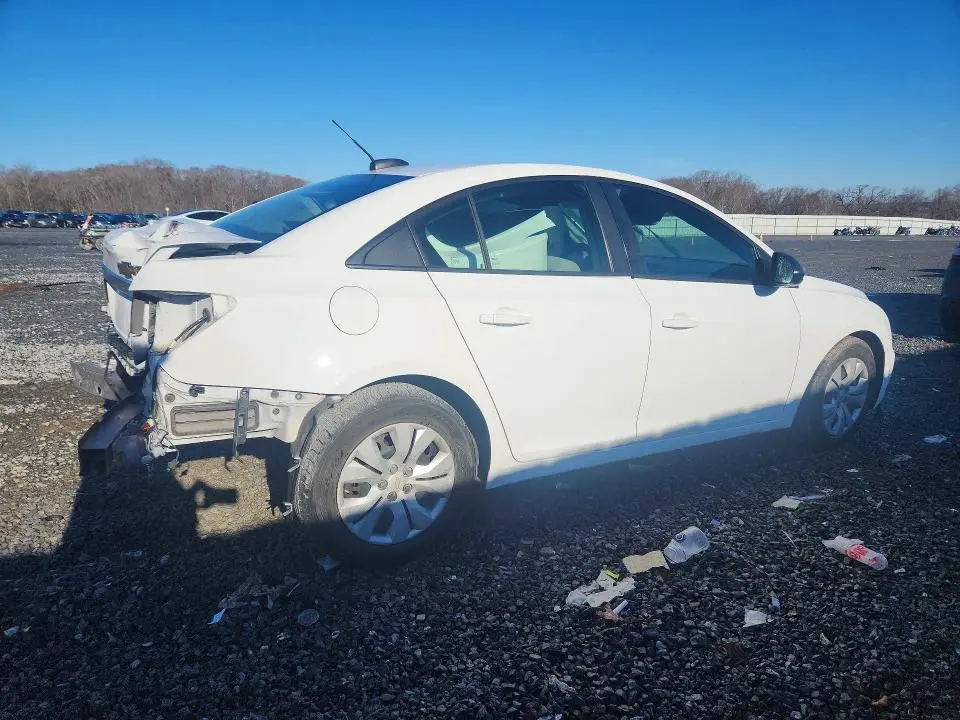 2015 CHEVROLET CRUZE LS  