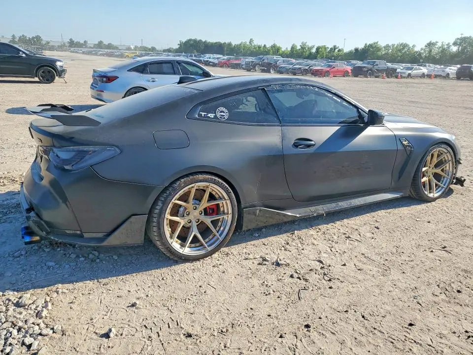 2022 BMW M4 COMPETITION  