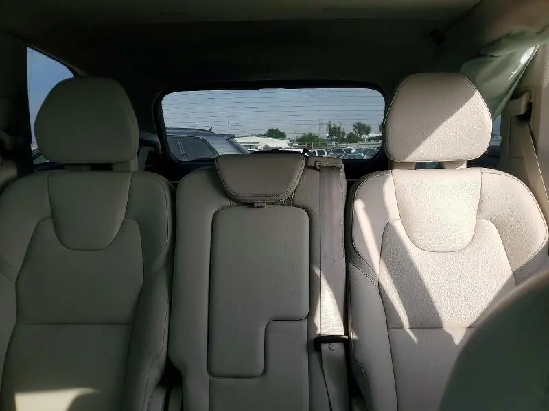 2023 VOLVO XC90 CORE  